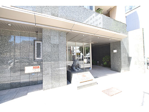 現地外観写真 白川公園から見た外観