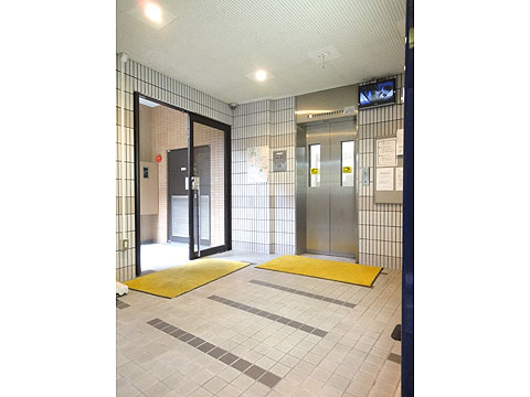 ロビー　エレベーターホール