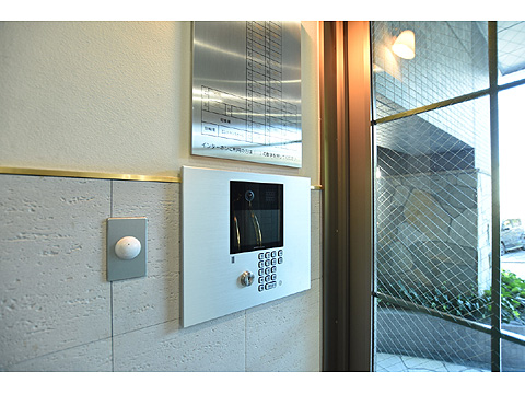 その他共用部　非接触型キーで解錠できます