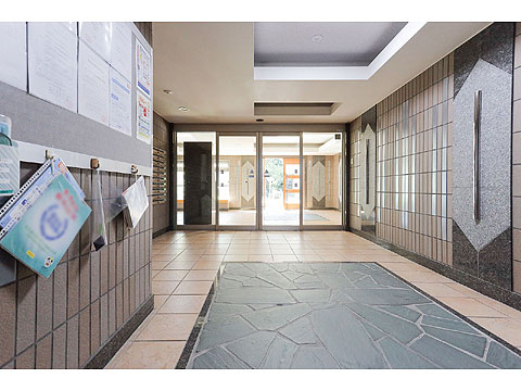 エントランス　019