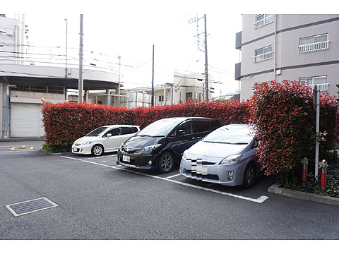 駐車場　駐車場