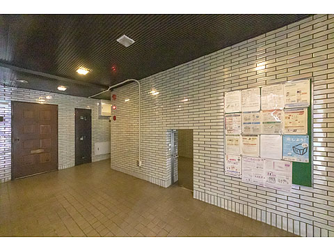 エントランス エントランス内