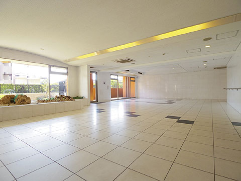 エントランス　エントランスホール