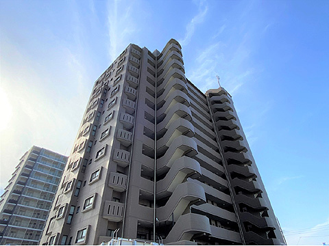 現地外観写真　建物外観