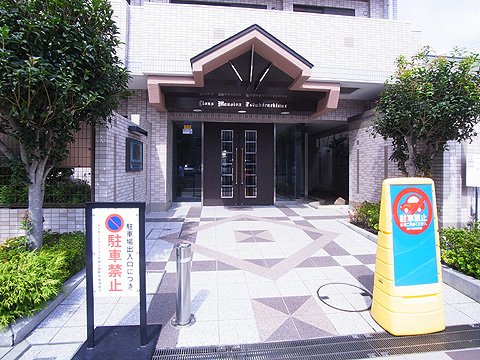 エントランス　エントランス正面です