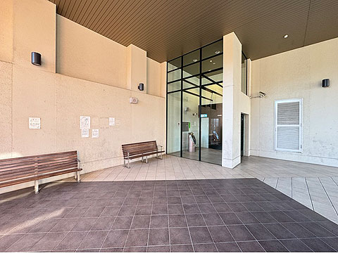 エントランス サブエントランス