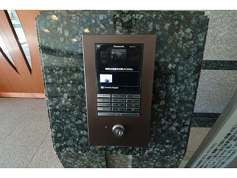 その他共用部 来訪者を確認できるモニター付きオートロックシス