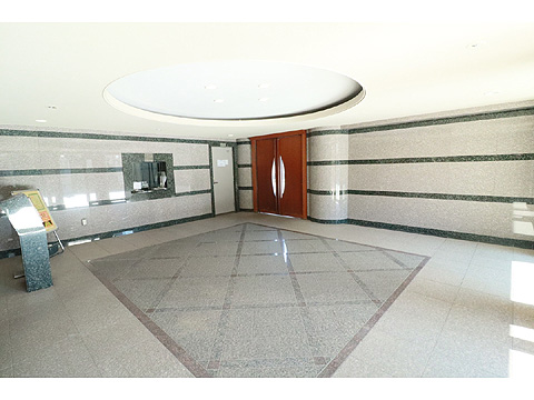 エントランス デザイン性のあるエントランス