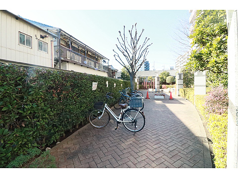 その他共用部 来客用駐輪場あり(無償)