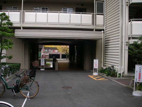 その他共用部　エントランス3