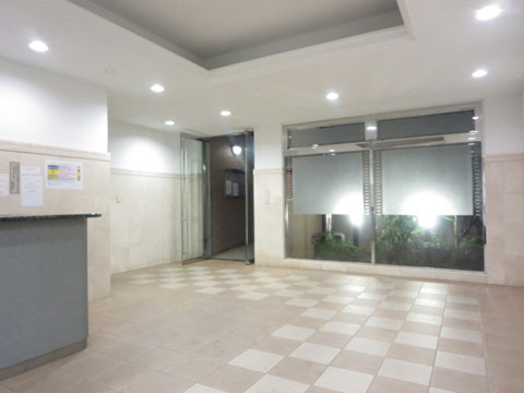 ロビー　広々としたロビー