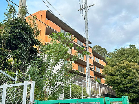 現地外観写真　Ａ棟