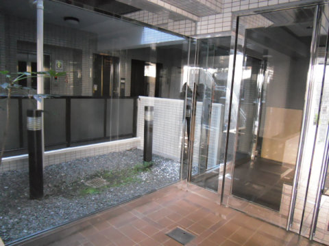 その他共用部 エントランス2