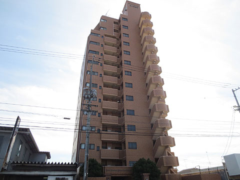 現地外観写真　建物外観