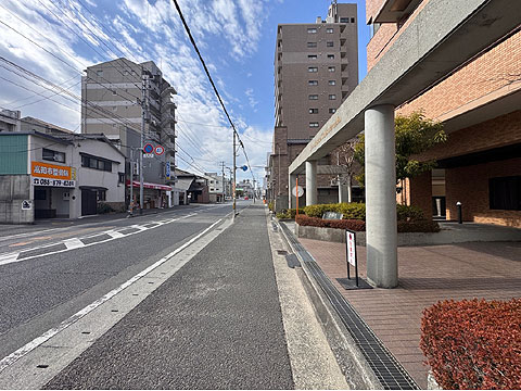 現地外観写真 前面道路