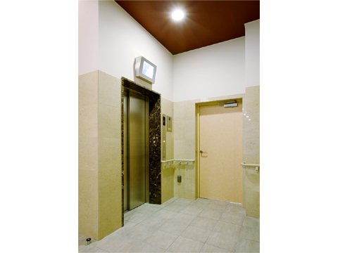 現地外観写真　ライオンズ赤坂セントマークス 9