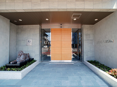 エントランス　エントランス