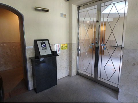 エントランス エントランス