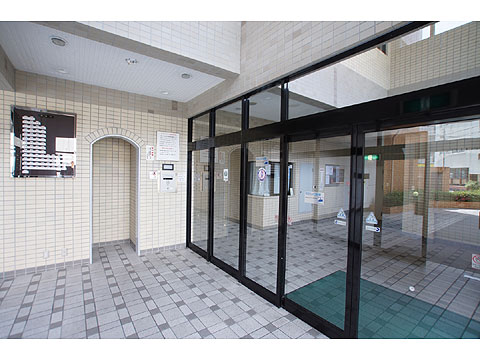 エントランス　エントランス