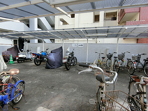 その他共用部 屋根付き駐輪場・バイク置場