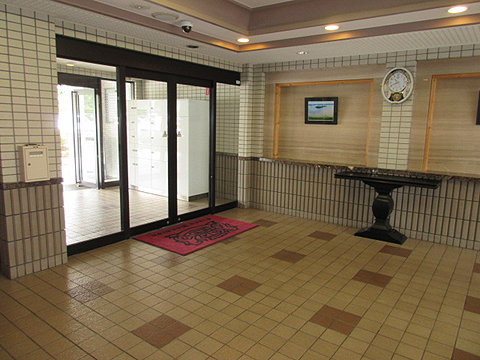 エントランス　エントランスホール