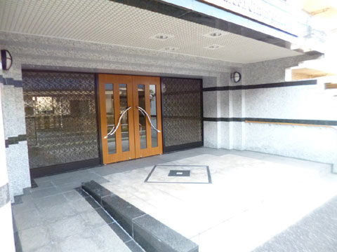 エントランス　エントランス外観