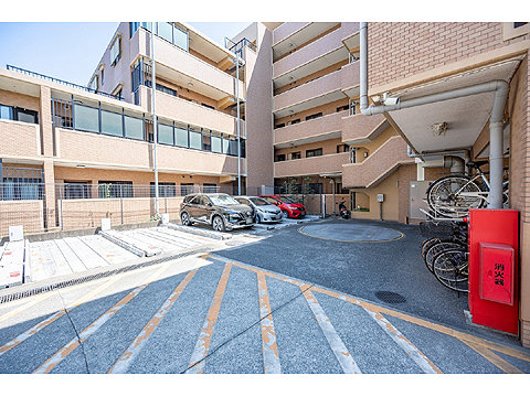 駐車場　DSC_0333