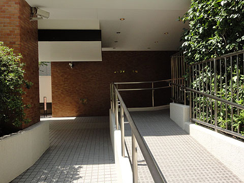 その他共用部　エントランス2