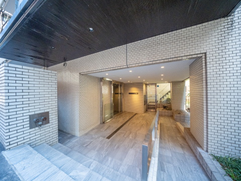 その他共用部 エントランス2