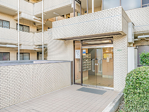 エントランス　エントランス「全４５戸のマンションです」