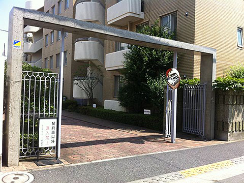 その他共用部　エントランス2