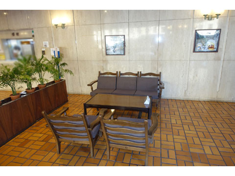 ロビー ロビー1