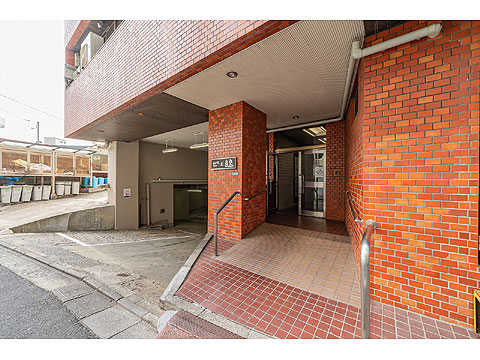 エントランス　エントランス外観