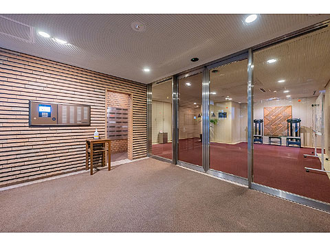 エントランス　風除室