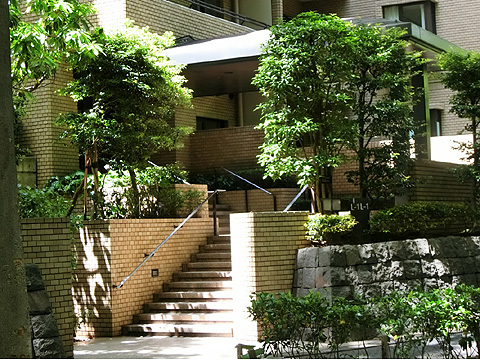 エントランス　ノースLエント