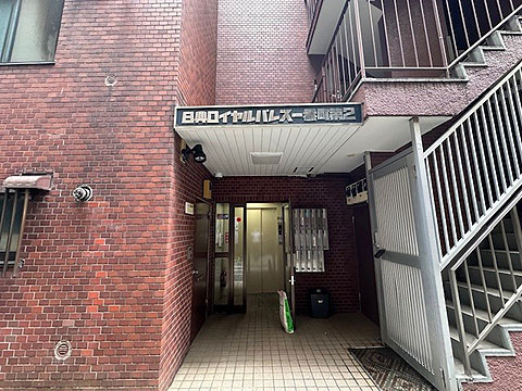 エントランス　エントランス