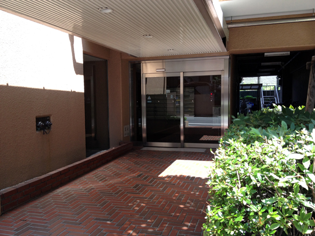 その他共用部 エントランス3