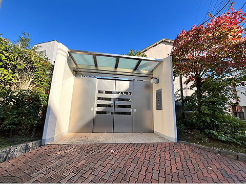 エントランス サブエントランス