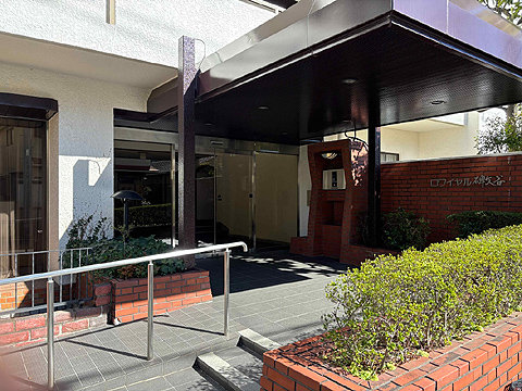 エントランス エントランス