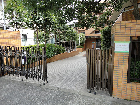 その他共用部　エントランス1