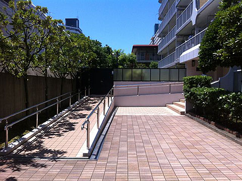 その他共用部　エントランス2