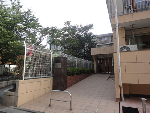 その他共用部　エントランス2