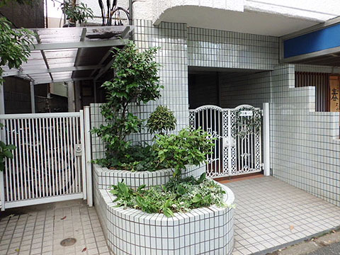 その他共用部　エントランス2