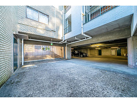 駐車場 駐車場2