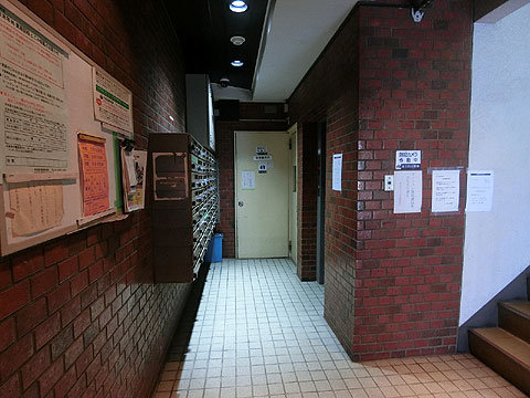 エントランス 1階エレベーターホール