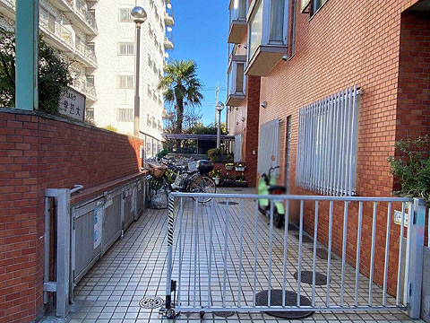 エントランス エントランス