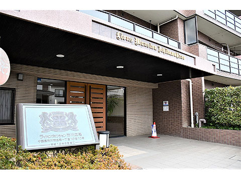 エントランス　エントランス