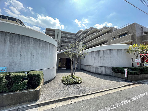 エントランス 1