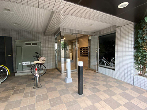 エントランス　エントランス