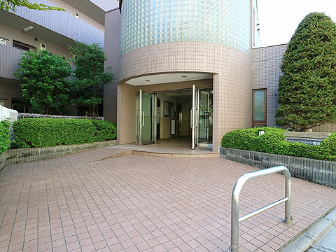 現地外観写真 ●エントランス